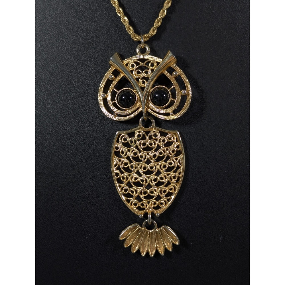 Vintage Sarah Coventry Owl Pendant Necklace Black Lucite Eyes Gold Tone 18"